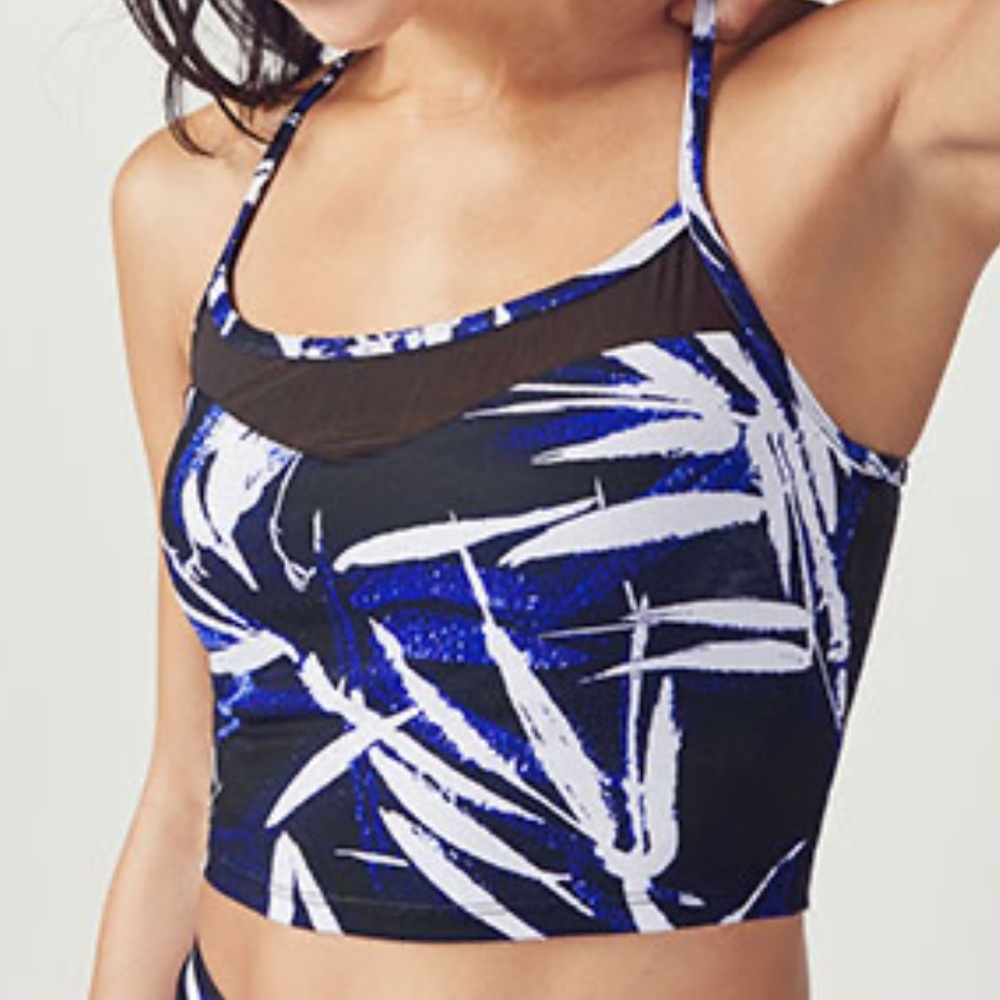 Fabletics tank - Picture 2 of 11